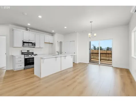 510 SW 6th Street Metolius OR 97741