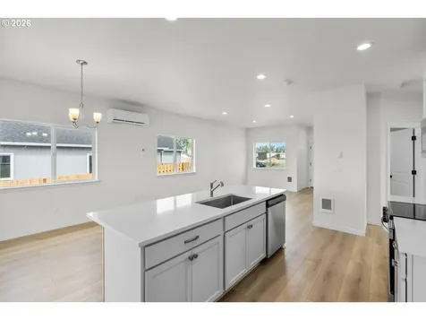 510 SW 6th Street Metolius OR 97741
