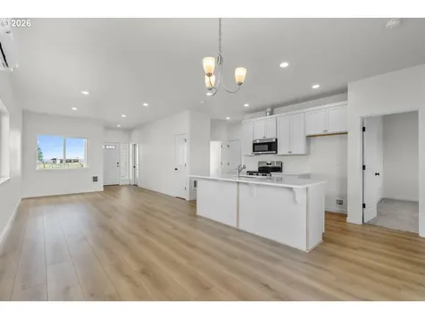 510 SW 6th Street Metolius OR 97741