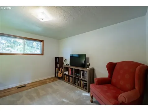 4472 Coloma Drive SE Salem OR 97302