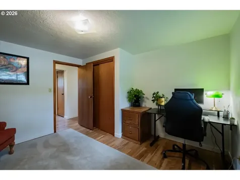 4472 Coloma Drive SE Salem OR 97302