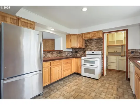 102 Evergreen Street Carson WA 98610