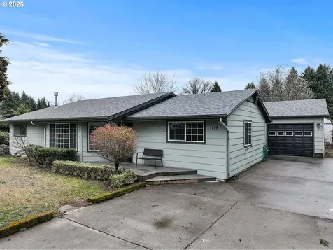 102 Evergreen Street Carson WA 98610