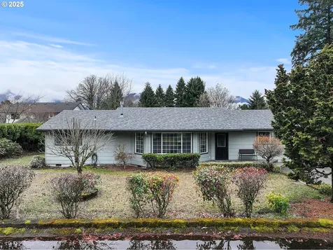 102 Evergreen Street Carson WA 98610