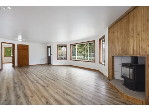 102 Evergreen Street Carson WA 98610