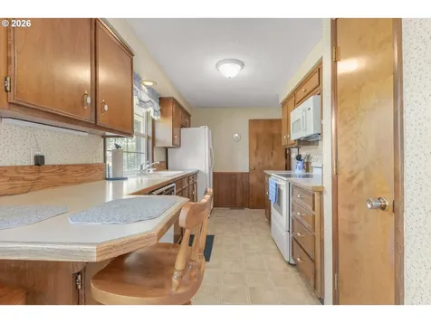 310 Hatton Avenue Eugene OR 97404