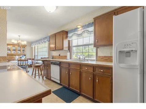 310 Hatton Avenue Eugene OR 97404