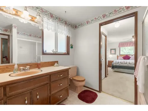 310 Hatton Avenue Eugene OR 97404