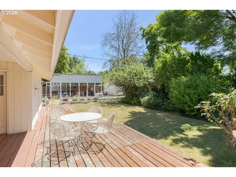 310 Hatton Avenue Eugene OR 97404