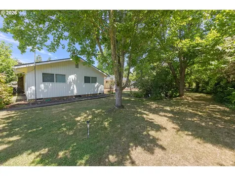 310 Hatton Avenue Eugene OR 97404