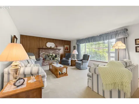 310 Hatton Avenue Eugene OR 97404