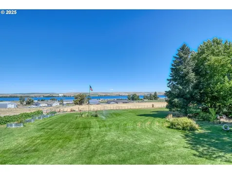 81765 Lee Estates Lane Umatilla OR 97882