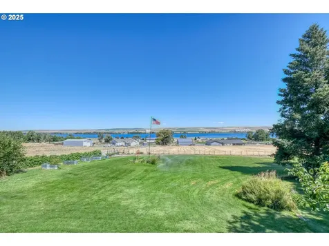 81765 Lee Estates Lane Umatilla OR 97882
