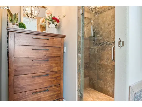 575 Agate Creek Drive Kalama WA 98625