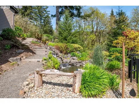 575 Agate Creek Drive Kalama WA 98625