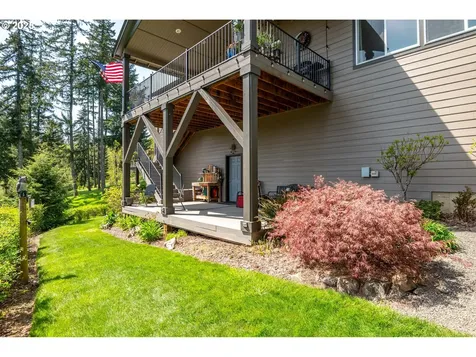 575 Agate Creek Drive Kalama WA 98625
