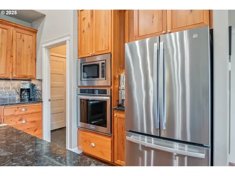 575 Agate Creek Drive Kalama WA 98625