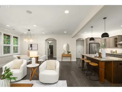 4521 Trillium Woods Lake Oswego OR 97035
