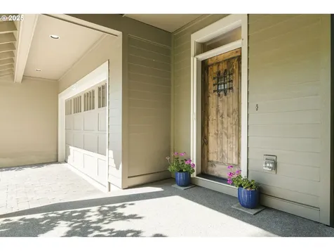 4521 Trillium Woods Lake Oswego OR 97035