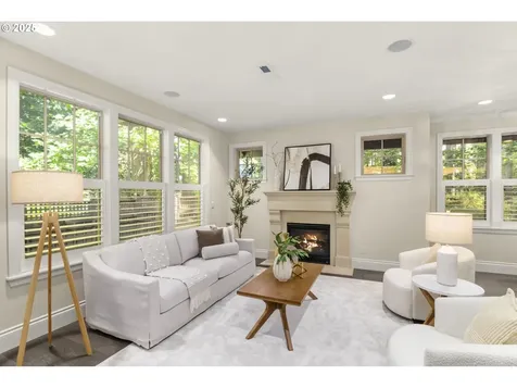 4521 Trillium Woods Lake Oswego OR 97035