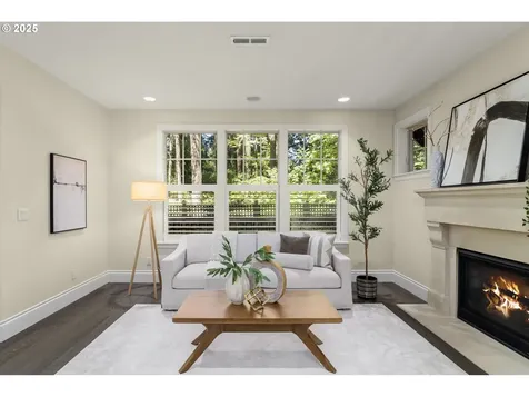 4521 Trillium Woods Lake Oswego OR 97035