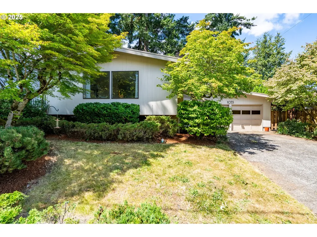 1035 NE 176th Avenue Portland OR 97230