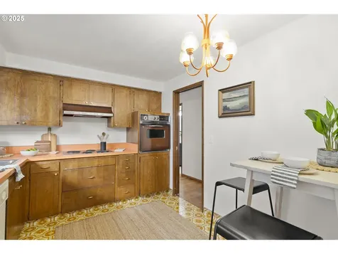 1035 NE 176th Avenue Portland OR 97230