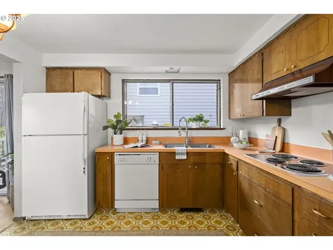 1035 NE 176th Avenue Portland OR 97230