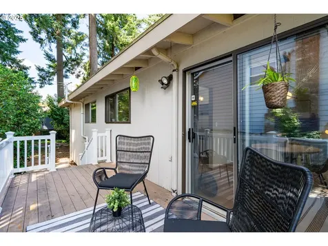 1035 NE 176th Avenue Portland OR 97230