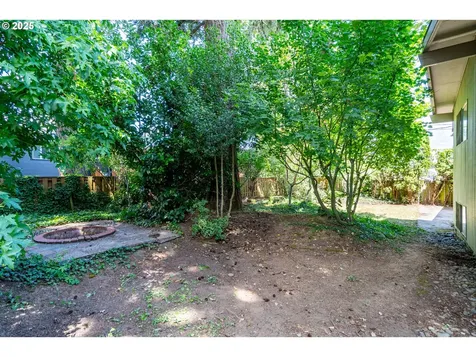 1035 NE 176th Avenue Portland OR 97230