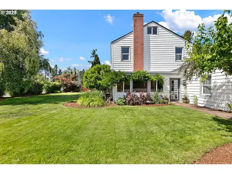 1112 S 6th Street Cottage Grove OR 97424