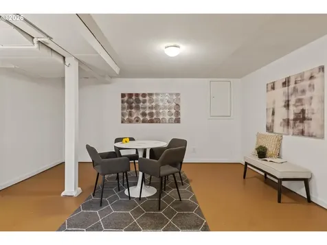 5618 NE 37th Avenue Portland OR 97211