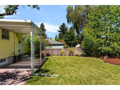 5618 NE 37th Avenue Portland OR 97211