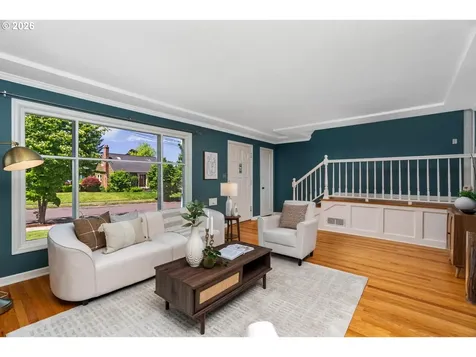 5618 NE 37th Avenue Portland OR 97211