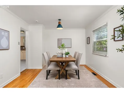 5618 NE 37th Avenue Portland OR 97211