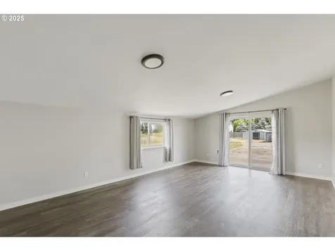 33549 Wikstrom Road Scappoose OR 97056