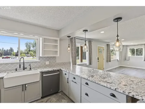 33549 Wikstrom Road Scappoose OR 97056