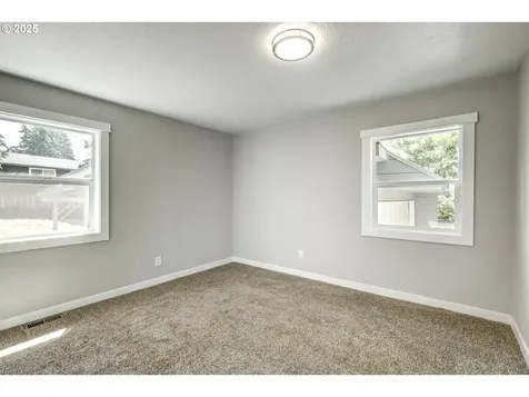 6574 SW Florence Lane Portland OR 97223