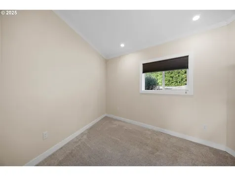 6477 Elkhead Road Yoncalla OR 97499