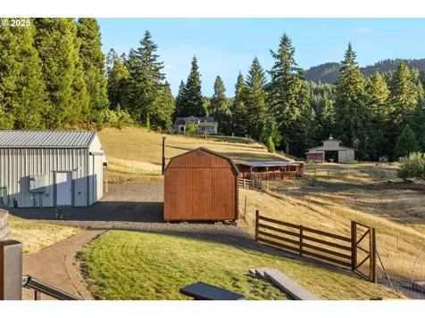 6477 Elkhead Road Yoncalla OR 97499