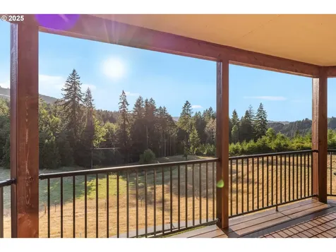 6477 Elkhead Road Yoncalla OR 97499