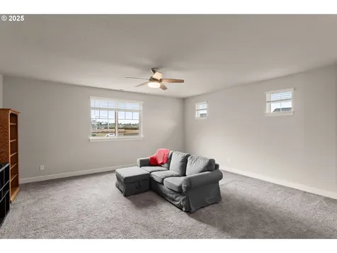 1895 NW Charles Street Mcminnville OR 97128
