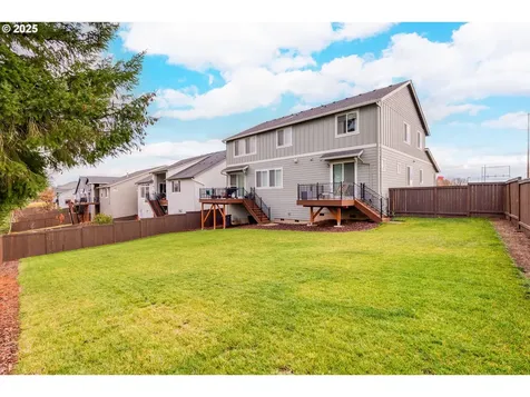 1895 NW Charles Street Mcminnville OR 97128