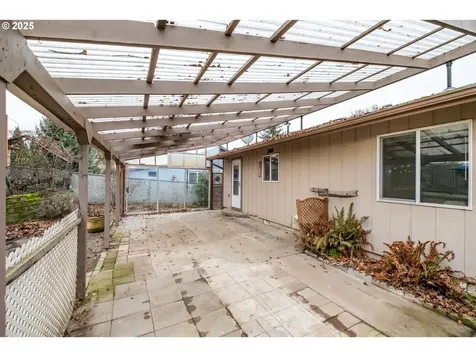 4454 York Avenue NE Salem OR 97305