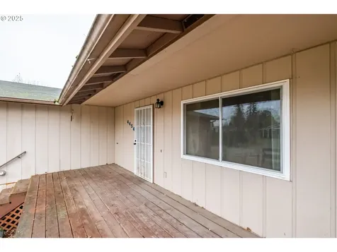 4454 York Avenue NE Salem OR 97305