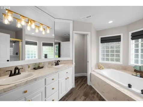 17769 NW Gilbert Lane Portland OR 97229