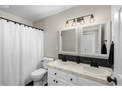 17769 NW Gilbert Lane Portland OR 97229