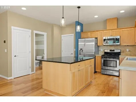 16865 SW Romeo Terrace Portland OR 97224