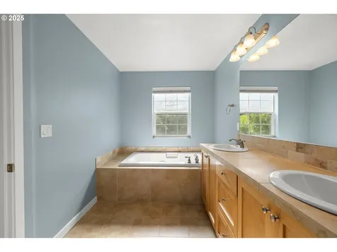 16865 SW Romeo Terrace Portland OR 97224