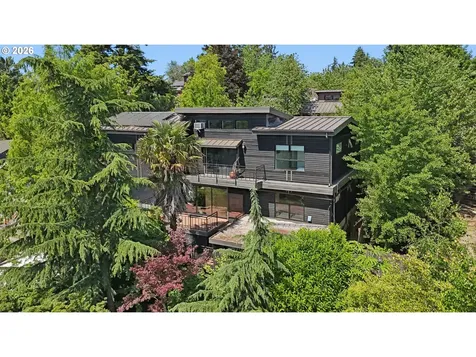 4807 SE Rex Drive Portland OR 97206